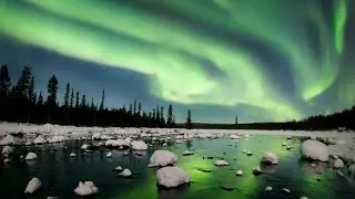 Northern lights in Swedish Lapland. Welcome to join our guided Aurora Borealis photo tours.