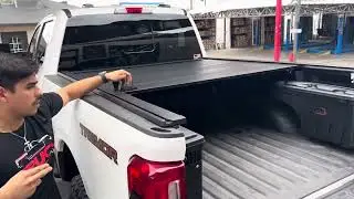 F250 Super Duty King Ranch Tremor: RetraxPRO XR Tonneau Cover & Toolbox