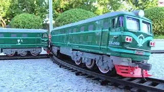 Massive Crash! 2 Trains Carring Oil Tanker Cars Crashes And Derailed At An Intersection