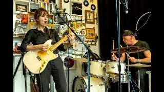 M ft. M - Useless - Marike Jager & Martijn Bosman in Aquarium Sessions
