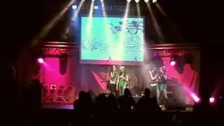 Van Dooren Sisters - Promikon - Shaken