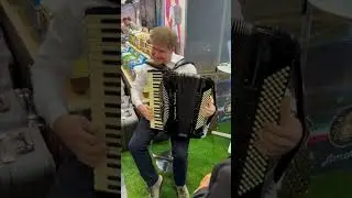 Rossini&rsquo;s &ldquo;Largo al Factotum&rdquo; - Figaro Cavatina | accordion | P.Adragna | Settimio Soprani Artist VI