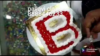 #gelicingcake #easycakedesign #lettercuttingcake #fullnamecake #amazingdesign #pallaviskitchen