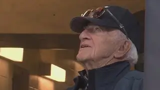 Cubs, Sox among baseball world mourning the loss of Bob Uecker