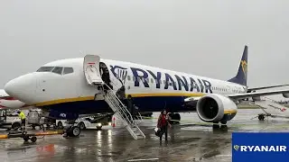 Ryanair Takeoff & Landing Boeing 737 MAX 8-200 ( EI-HEN ) RK 9827 London Stansted - Edinburgh