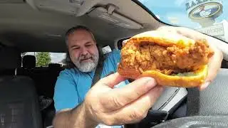 Zaxby's&reg; Signature Chicken Sandwich Review