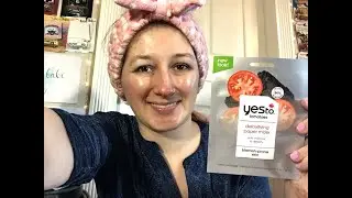 Review - Yes To Tomatoes Detoxifying Paper Mask with Charcoal to Detoxify