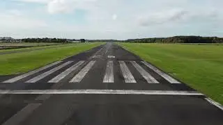 DIAG Aviation Flugplatz Schwarze Heide &ndash; Landeanflug m  Touchdown