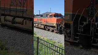 Friendly Crew and A cool BNSF Color scheme #train #railway