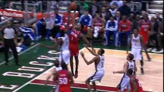 Nick Young serves up the facial on Larry Sanders!