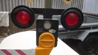 toy level crossing