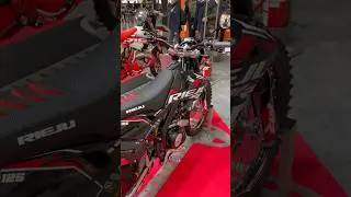 Rieju MR 125 Pro 2024 four stroke 👀 Rate this? #rieju #125cc #fourstroke #4stroke #eicma2023