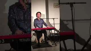 Ramon Bessel (3) im KreativRaum an der Schwelle: &Uuml;berraschende humoristisch-musikalische Show​