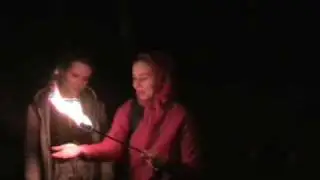 потрогать горящий факел...