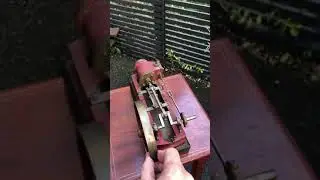 RARE ANTIQUE 1890-1915 UNIQUE HORIZONTAL LIVE STEAM ENGINE TOY MODEL