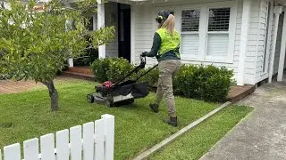 21&rdquo; Honda Lawn Mowing Nice Green Grass
