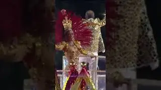 Bateria da Viradouro sobe em carro aleg&oacute;rico, relembra Carnaval de 2007 e levanta Sapuca&iacute;