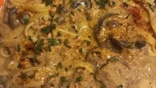 Try this ground turkey stroganoff fettuccine recipe 💯 #oldschool #pasta #gamenight #food #subscribe 