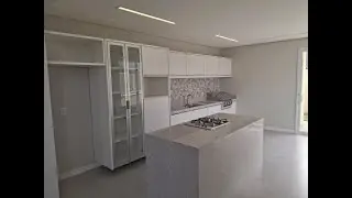LINDA CASA ESQUINA - 3 SUITES - VENDA - R$ 1.160mil - Cond. Reserva Central Parque - salto - SP