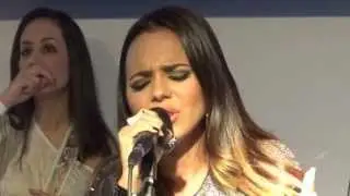 ISRAELA CLARO -AOS PÉS DA CRUZ