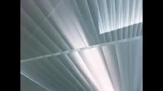 &Egrave; Fluido il nuovo vetro satinato dall&rsquo;elegante struttura lineare 3D.