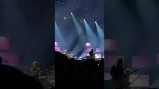 Josh Freese&rsquo;s Live Debut as the Foo Fighters&rsquo; New Drummer!