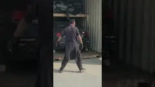 Today 2 container Unloading #uae #dubai #sharjah #cars #youtubeshorts #youtube #mirsialkoti