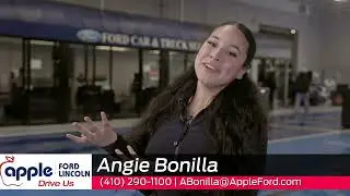 Обратитесь к Энджи Бонилле за новыми шинами в магазине Apple Ford Lincoln в Колумбии.