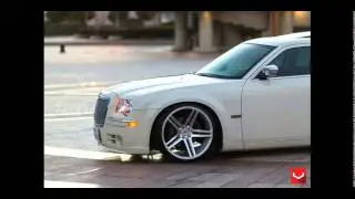 Chrysler 300C Tuning Tieferlegung + Vossen VPS 302 Felgen
