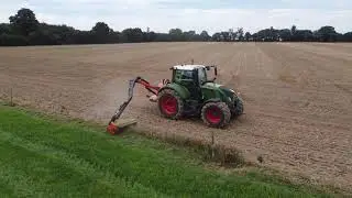 DEBROUSSILLAGE FENDT 718 ET  DEBROUSAILLEUSE SMA PUMA 2455