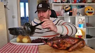 Mein erster selbstgemachter Entenbraten mit Klöße,Rotkohl und Zimtsoße /REZEPT/