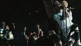 (Slaves Acapella) There is only one God and his name is death