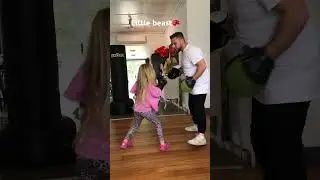 5year old boxing #boxing #boxingshorts #boxingtraining #viral #kidsboxing #foryou #viralvideo #girl