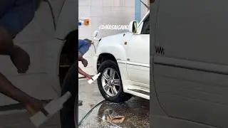 Restoring Original Land Cruiser Alloy rims to new! Fresh pressure wash on Cygnus 18 inch Rims!