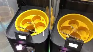 Toy capsule vending machine