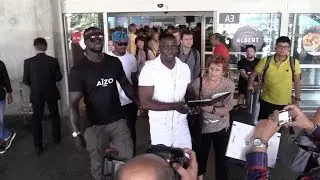 EXCLUSIVE : Akon arriving at Nice airport for Cannes Film Festival