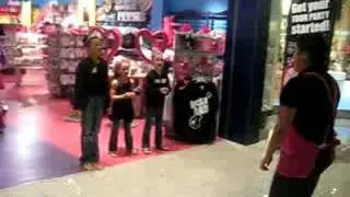 Issa dance