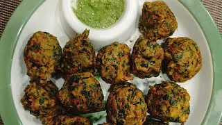 Palak ke pakode #shortvideo #indianfood #cooking #palakpakoderecipe #recipe #shorts #foodies #viral 