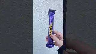 Cadburys UK Twirl Milk Chocolate UNRAVELLED 😍 #snacks #chocolate #cadburys #twirl #unwrap #food
