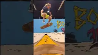 Ricky glaser magic trick on the miniramp at vidcon 2022