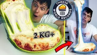 NAJBARDZIEJ SEROWA PIZZA NA ŚWIECIE CHALLENGE !