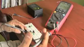 Aprendiendo a medir Corriente Continua DC con un Multimetro Digital