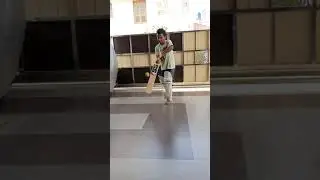How to play straight drive 🏏in cricket