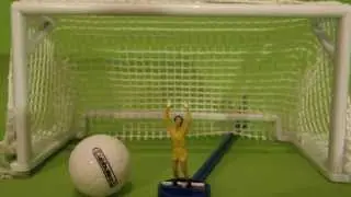 SUBBUTEO Team Edition Hasbro / Paul Lamond Games Ltd; Review by James Childs