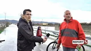 Report TV - Fier, bllokohet fshati Qarr, banorët: Ndihmë! Jemi në ajër në mes të ujit