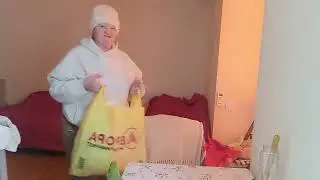 Была в Киеве купила внучке что обещала