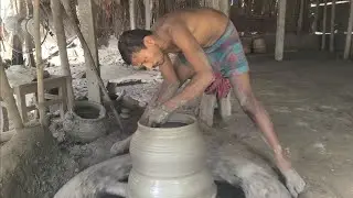 Hand Shaping Clay into Beautiful Pots | Traditional Craft