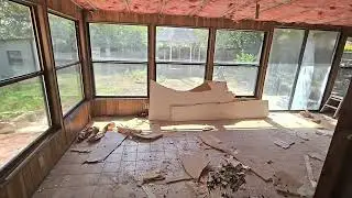 Fixing damages in the solarium of the house