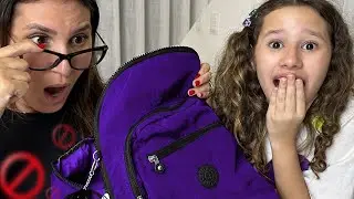 Minha mãe REVISTOU O MEU MATERIAL ESCOLAR QUASE NO FINAL DO ANO @ValentinaPontesGames