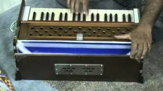 BUY HARMONIUM~PETI~BAAJA~3&frac14; OCTAVES, 39 KEY~DOUBLE FOLD BELLOW~BASS/MALE~440 Hz